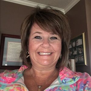 Meet your Posher, Lauri jo